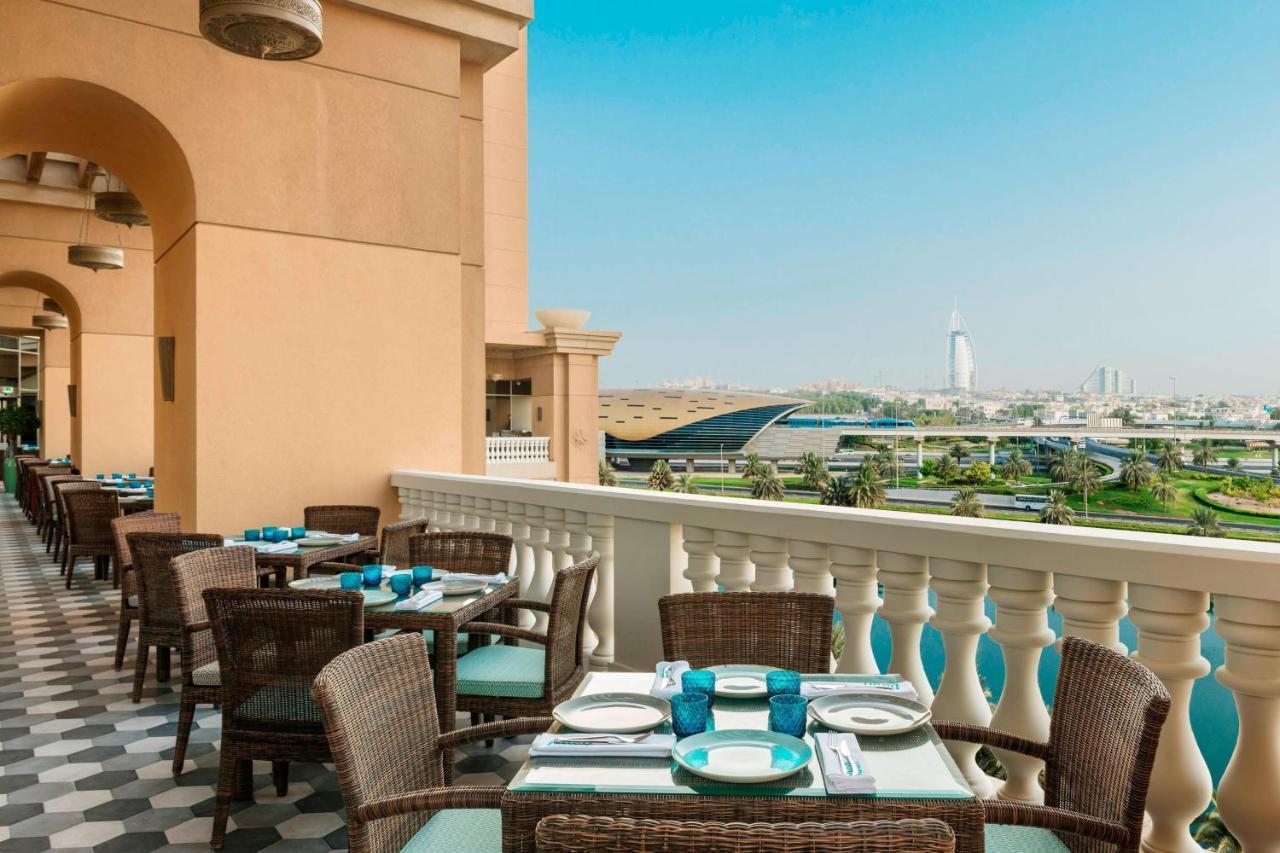 Sheraton Mall Of The Emirates Hotel, Dubai Exterior photo
